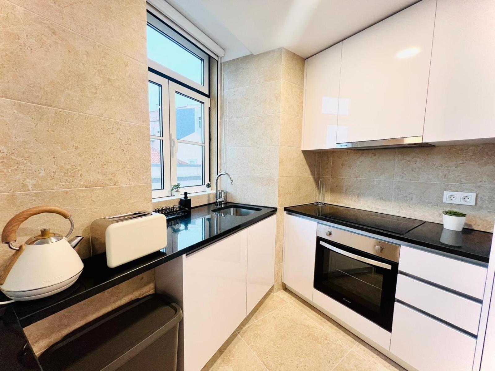Pink House Ii Beautiful 2 Bedroom Flat In City Center Lejlighed Lisboa