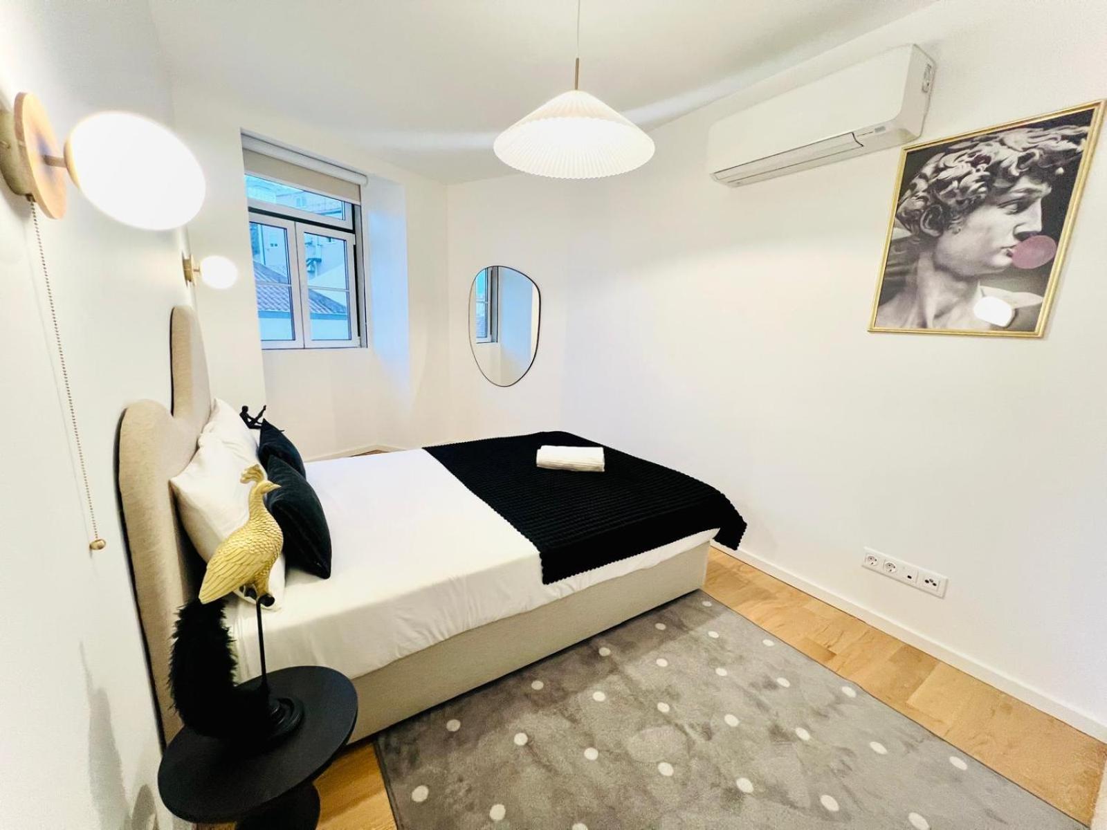 Lejlighed Pink House Ii Beautiful 2 Bedroom Flat In City Center
